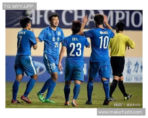 打造超级球队：如何通过战略布局和青训体系铸就足球王朝